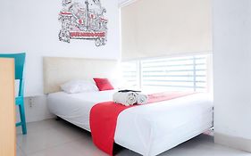 RedDoorz Plus @ Kapuk Business Park